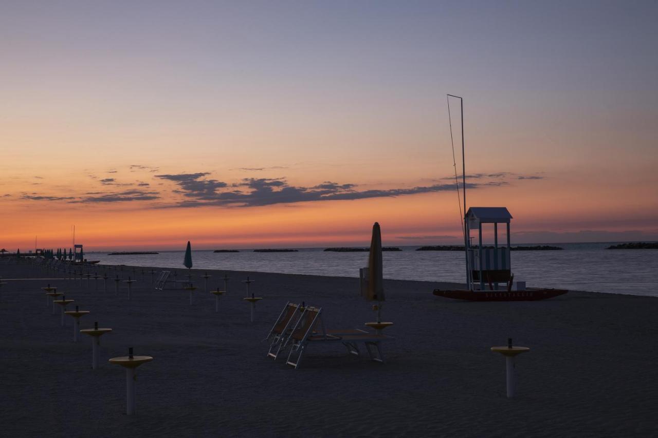 Hotel Riviera Bellaria-Igea Marina Eksteriør bilde