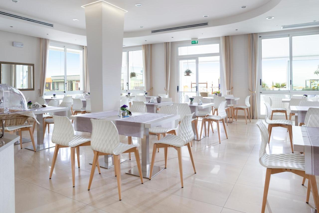 Hotel Riviera Bellaria-Igea Marina Eksteriør bilde